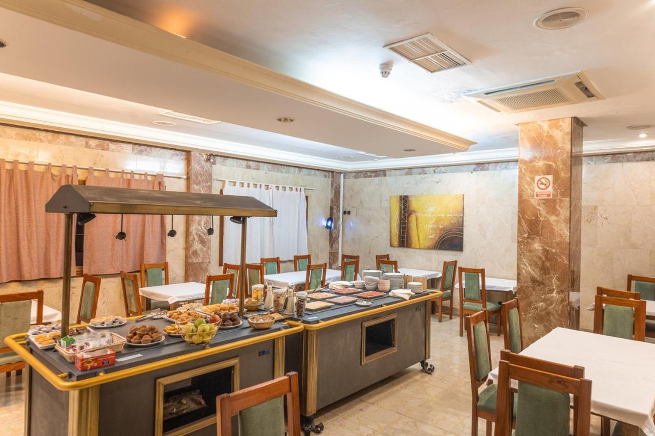 Hotel Aeropuerto Sur Сан Исидро Екстериор снимка