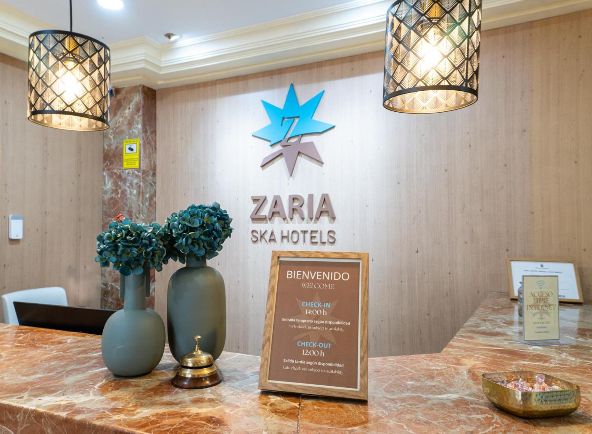 Hotel Aeropuerto Sur Сан Исидро Екстериор снимка