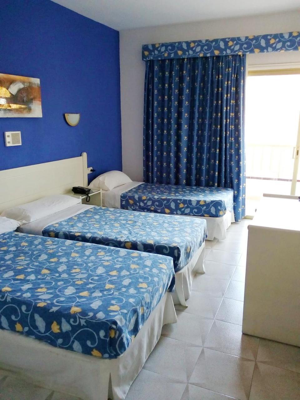 Hotel Aeropuerto Sur Сан Исидро Екстериор снимка